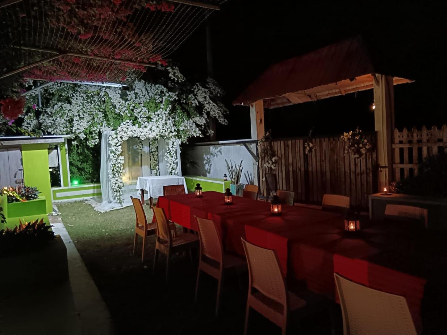 Italian Guest Hotel Trincomalee Exterior foto